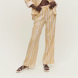 Olina linen pants from reformation. NWT!